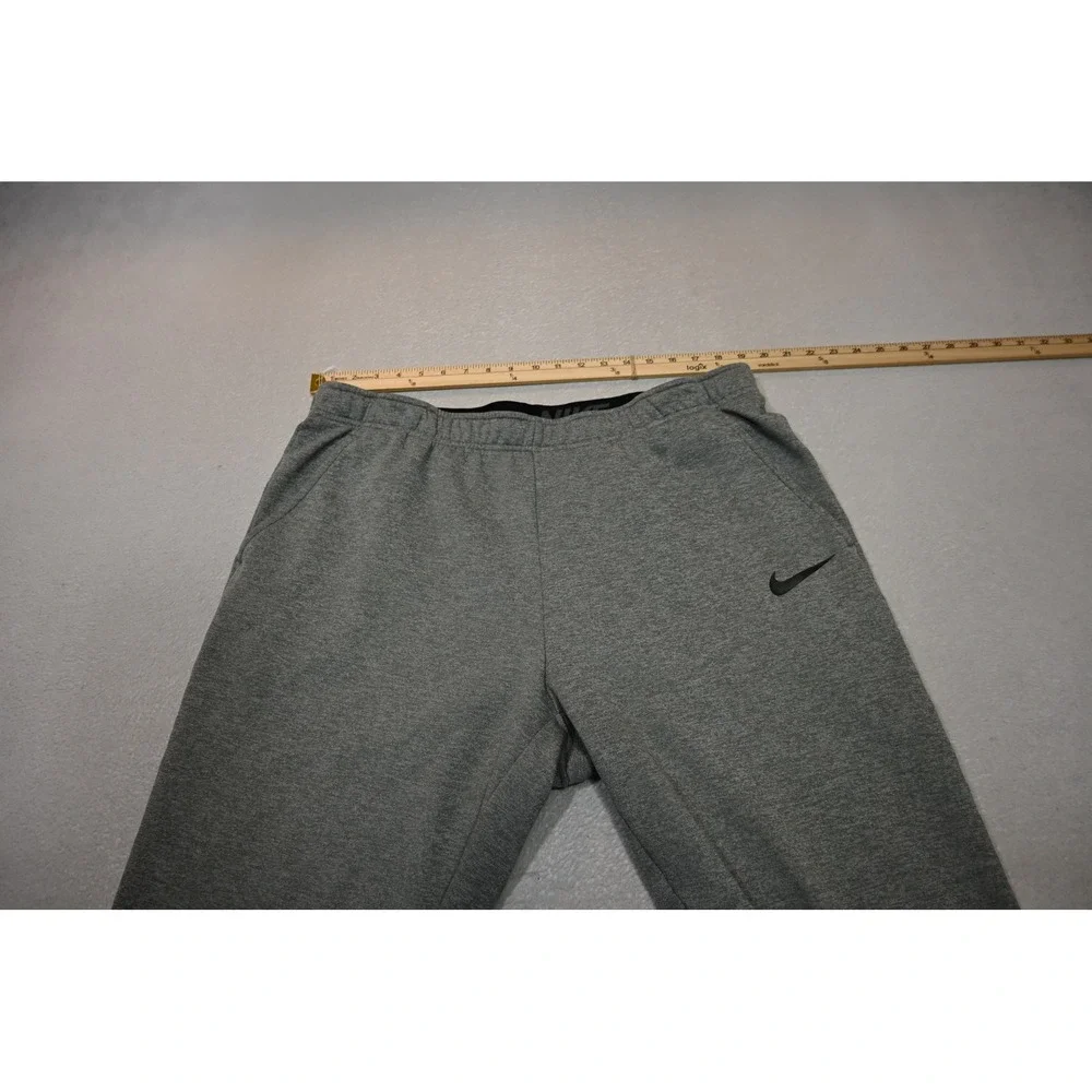 Nike therma fit